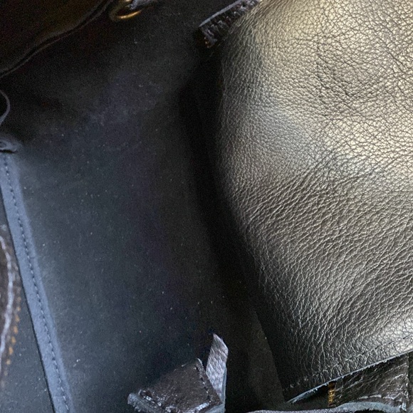 Portland Leather Rainstorm Black Leather Handbag - Picture 7 of 7